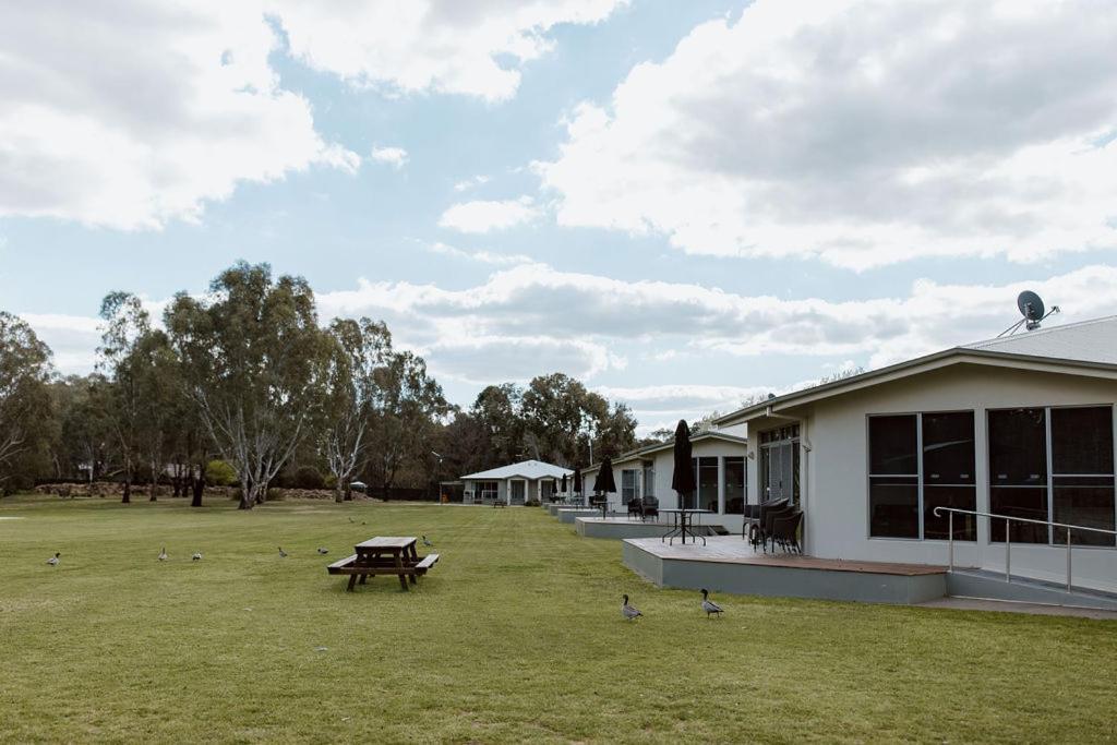 Tindarra Resort Moama Exterior foto